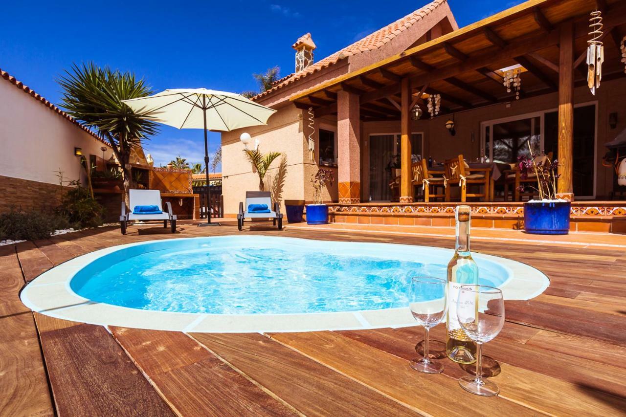 Villa Hibiscus Centrum Corralejo Beach Private Pool Family Luaran gambar