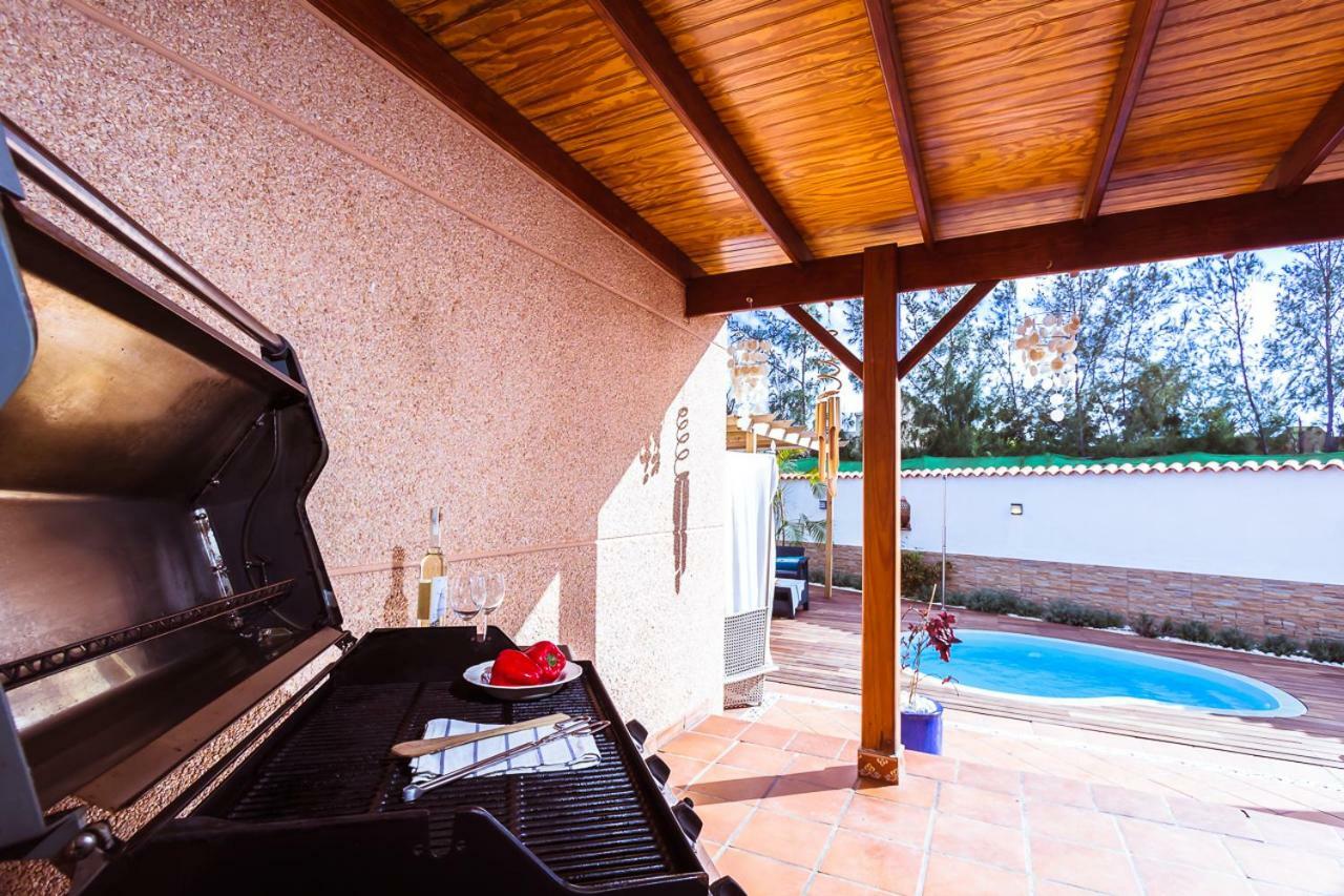Villa Hibiscus Centrum Corralejo Beach Private Pool Family Luaran gambar